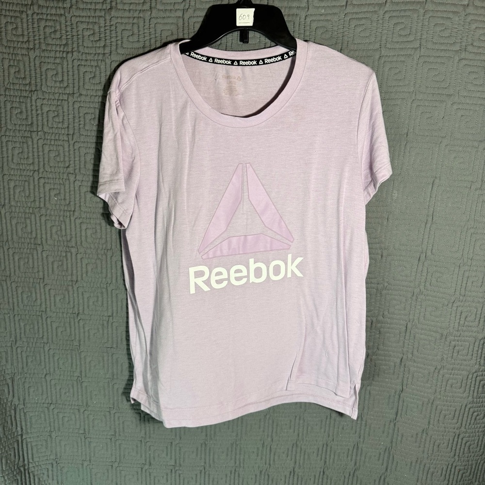 Reebok T-Shirt Women’s Size Large Pink Short Sleeve